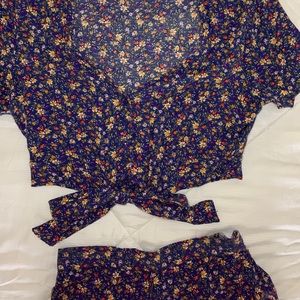 TWO PIECE FLORAL SET